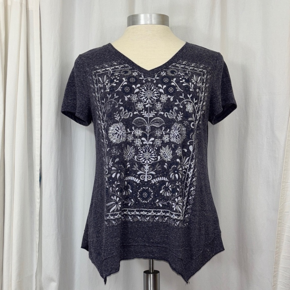 Style & Co. navy blue v-neck short sleeve shirt